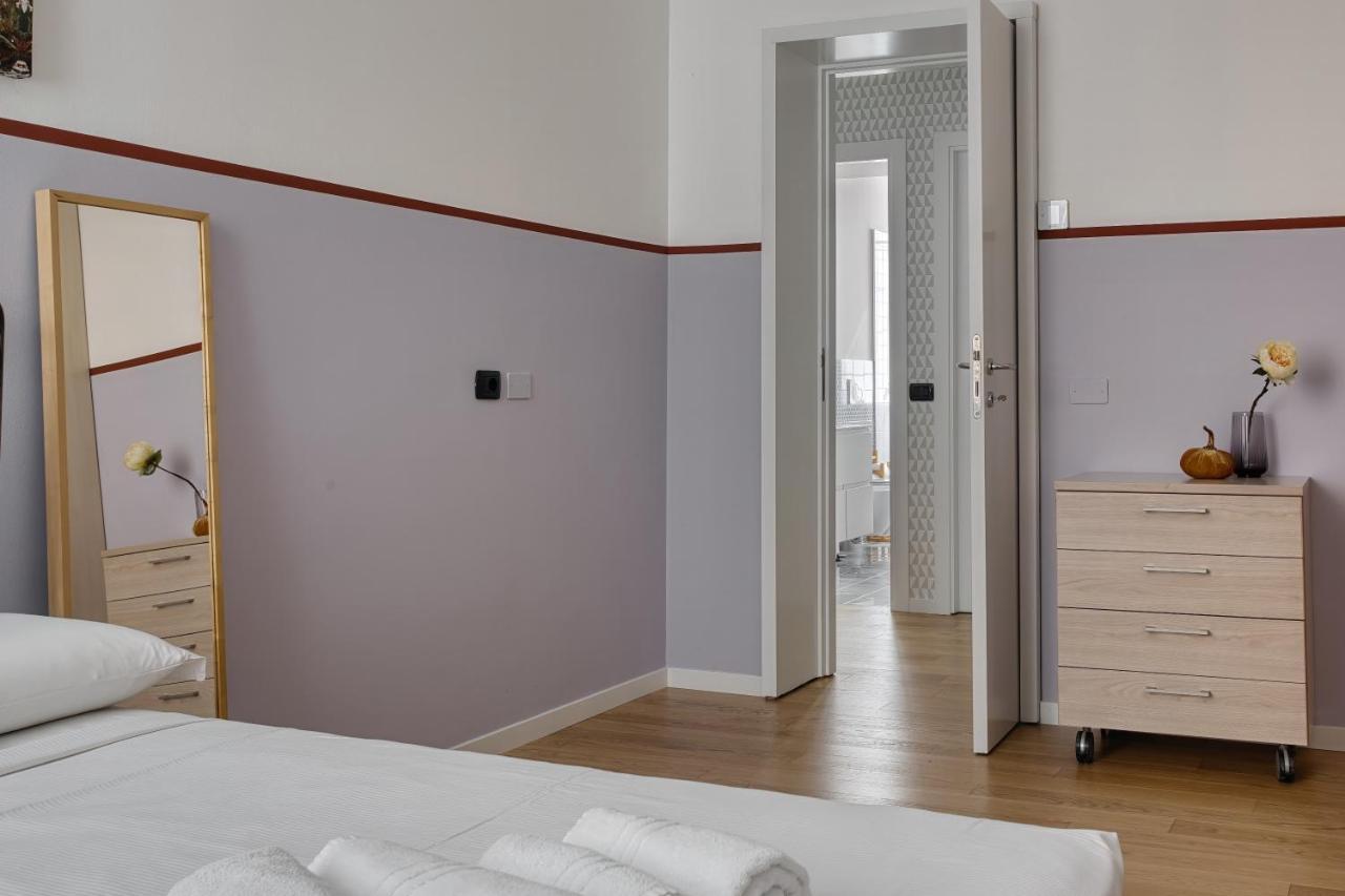 Ferienwohnung Joivy Lovely Apt, Easy Access To Centre Mailand Exterior foto