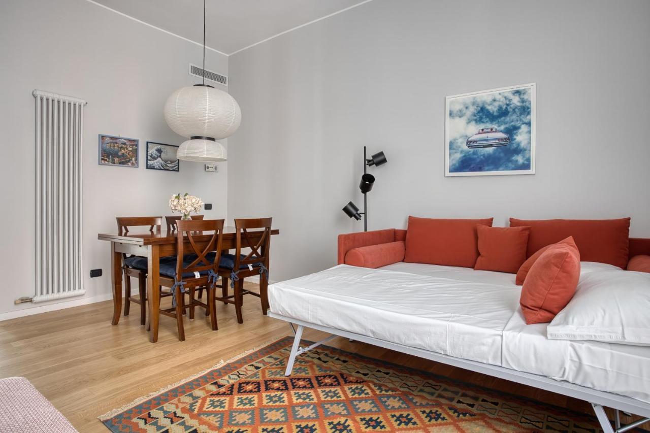 Ferienwohnung Joivy Lovely Apt, Easy Access To Centre Mailand Exterior foto